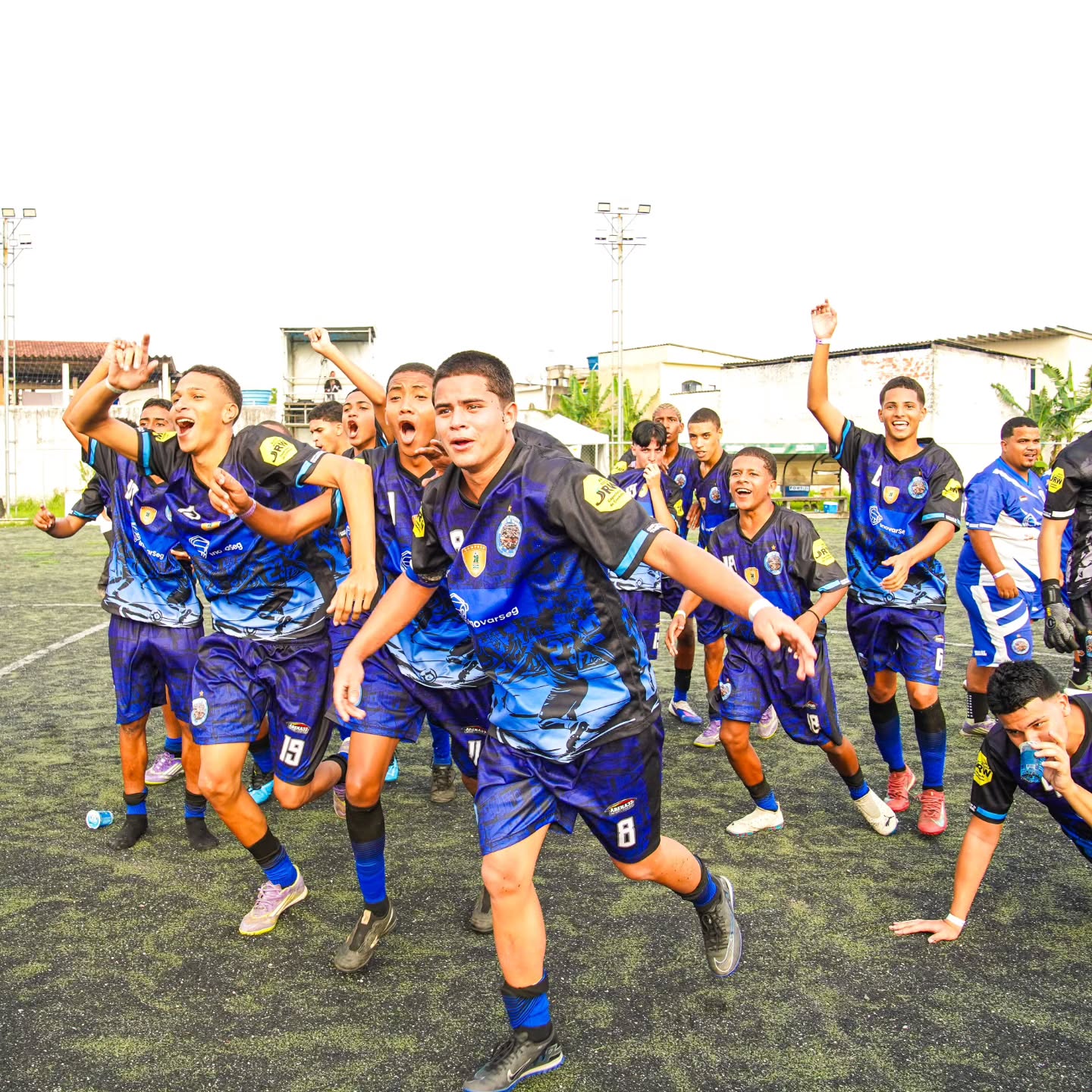 Taça das Favelas 2026 define finalistas no Rio de Janeiro após semifinais emocionantes